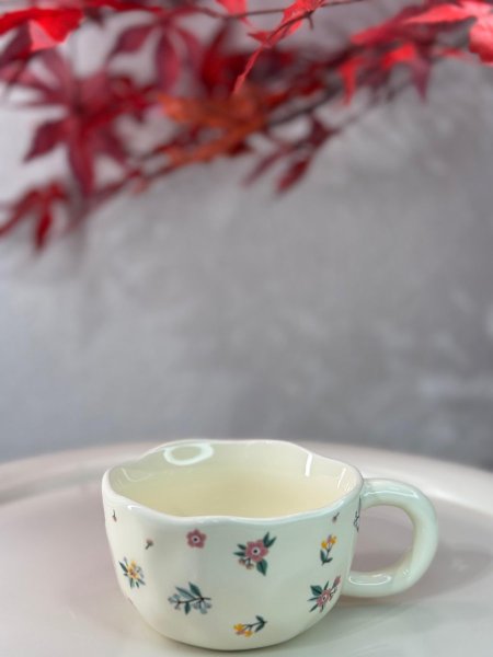 فنجان هاند ميد ملون