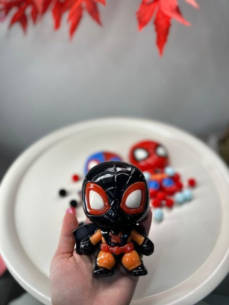 سكوشي سبايدر مان أسود