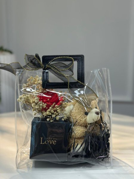 طقم وردة مع دب كيس