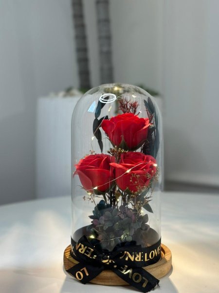 تحفة ورد زجاج 3 وردات عريض