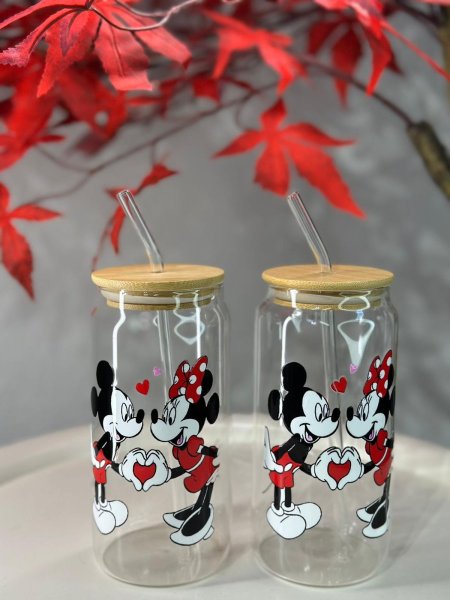 كاسة شفاف مع مصاصة ميكي وميني لايك قلب