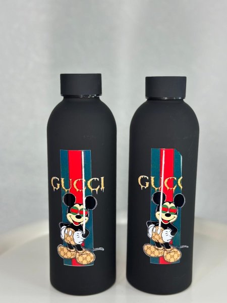 مطرة ثيرموس قصير ميكي جوتشي اسود