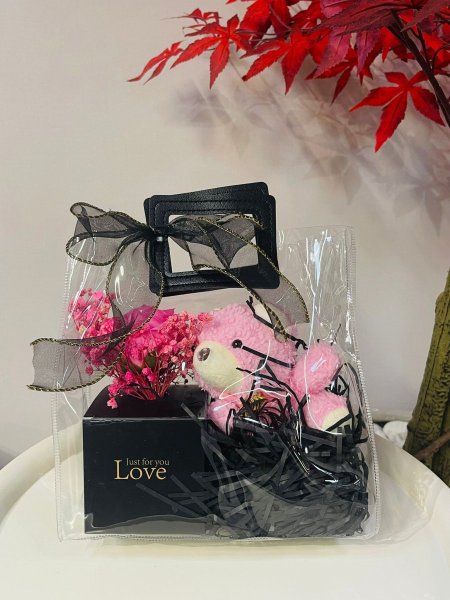 طقم وردة مع دب كيس