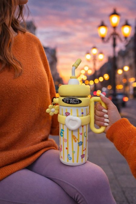 ثيرموس سيارة مع ميدالية