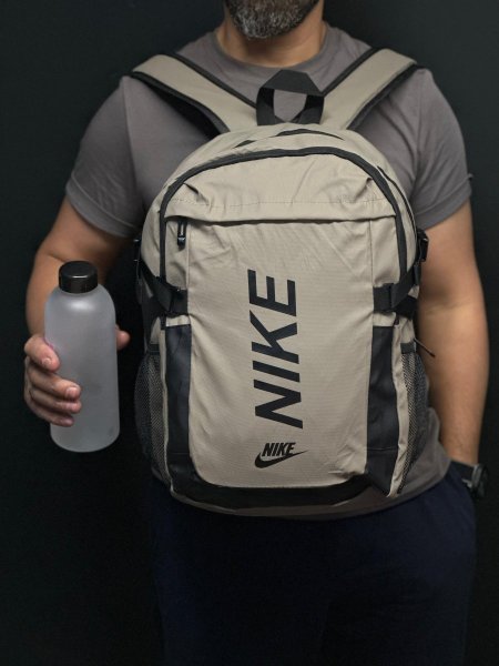 شنطة مدرسه NIKE بيج