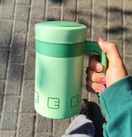 اخضر