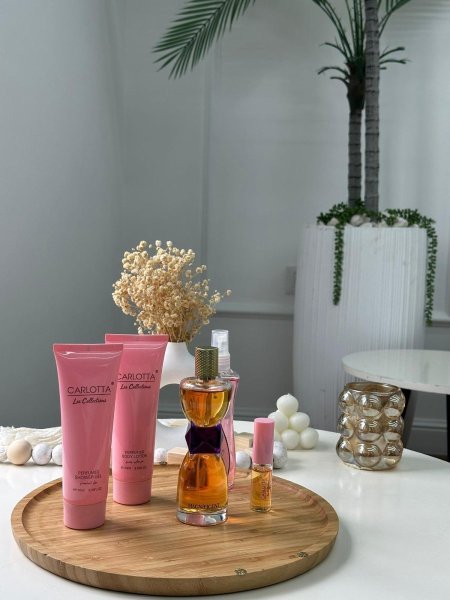 طقم عطر _  Carlotta- Magificent