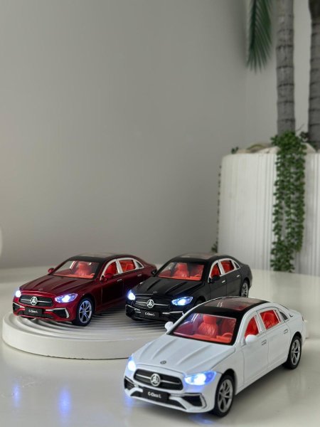 سياره مرسيدس (S68)