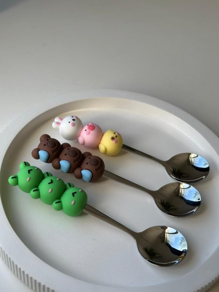 معالق أرنب خدود