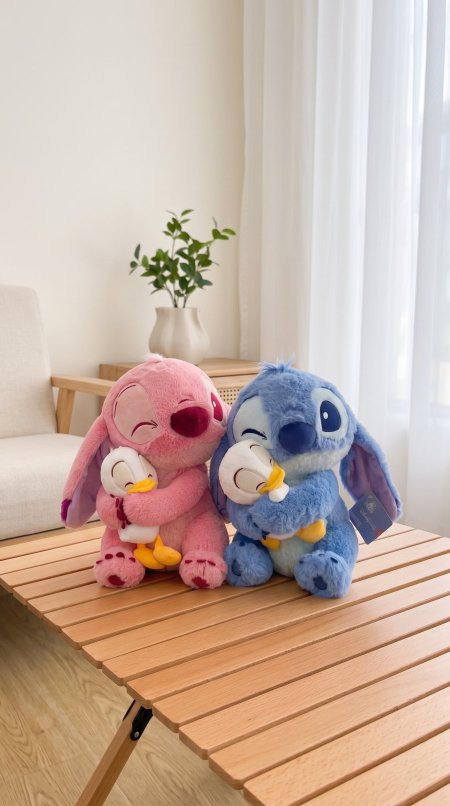 دب Disney ستيتش حامل بطوط  30cm