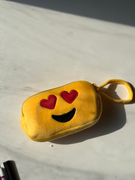 مقلمه سمايل