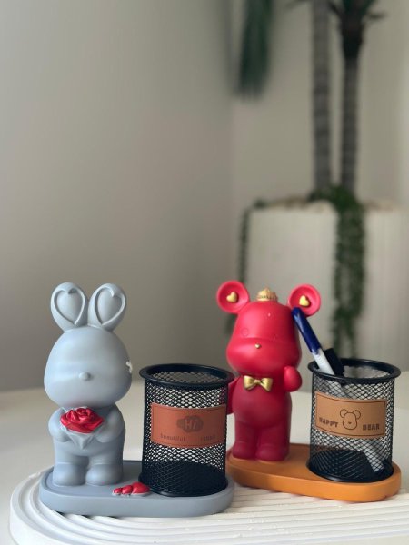 تحف أرنب سلة