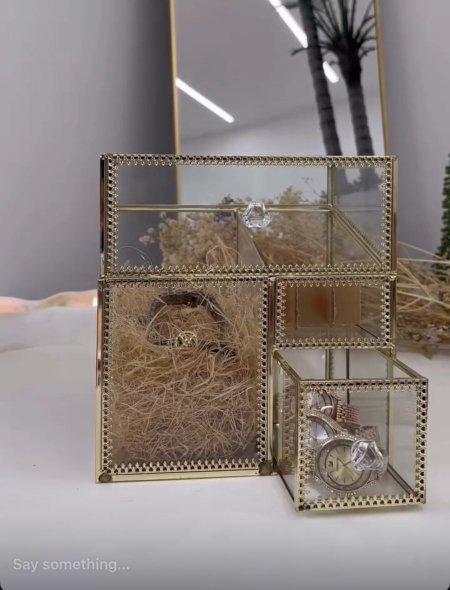 صندوق اكسسوار / زجاج