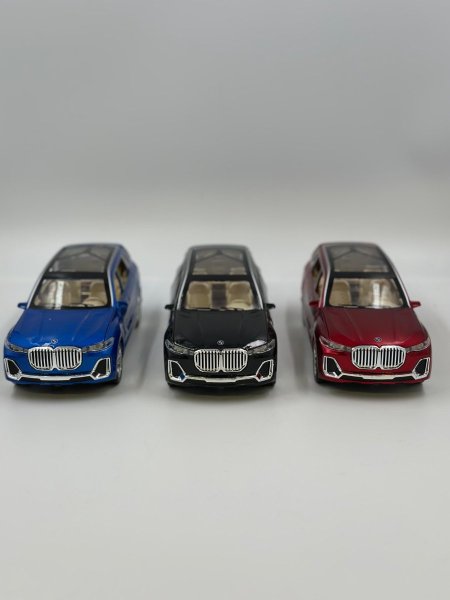 سياره جيب BMW (x7)