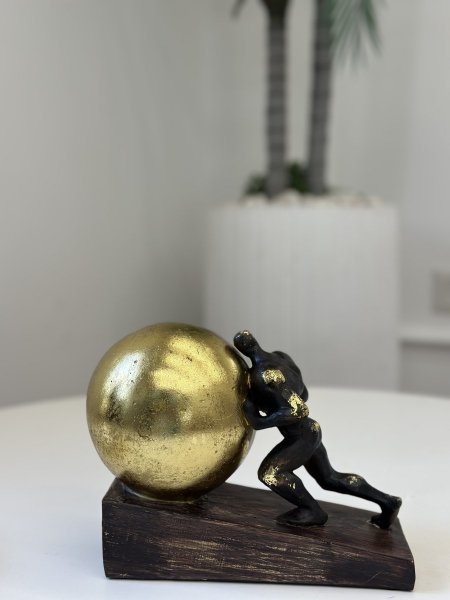 تحف تعبيريه مع صخره