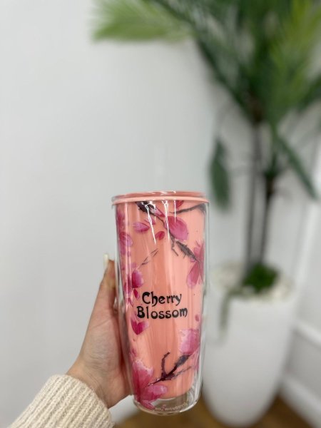 مطرة ثلج ورد